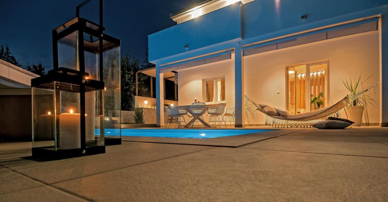Marula Holiday Home - With Heated Pool Marina Buitenkant foto