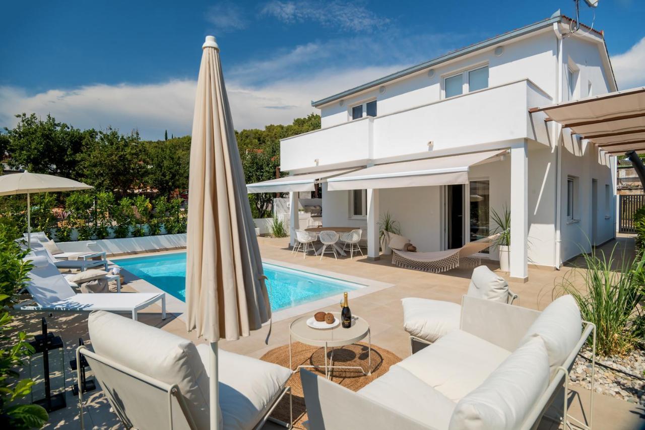 Marula Holiday Home - With Heated Pool Marina Buitenkant foto